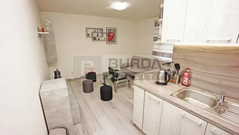 Prodej bytu 2+kk, Neratovice, 30 m2