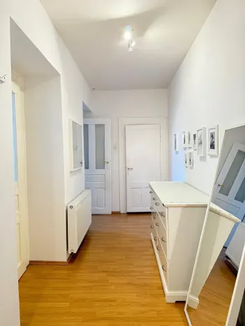 Pronájem bytu 1+1, Praha - Vinohrady, Polská, 44 m2