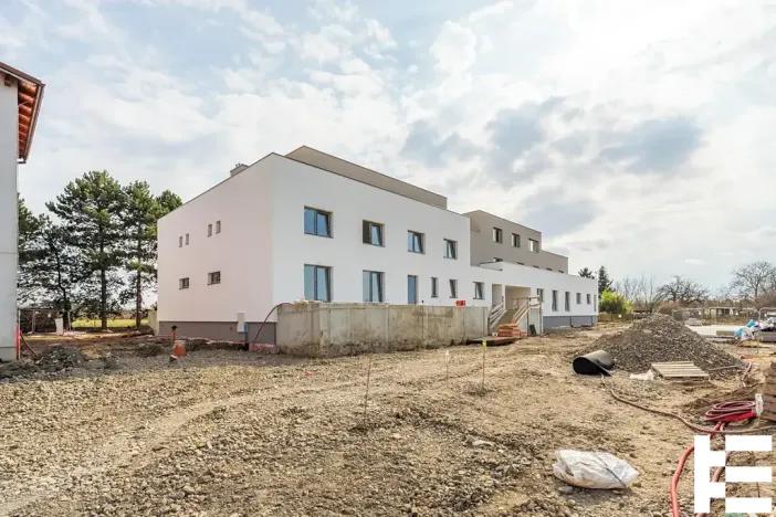 Prodej bytu 1+kk, Praha - Satalice, Za Novákovou zahradou, 33 m2