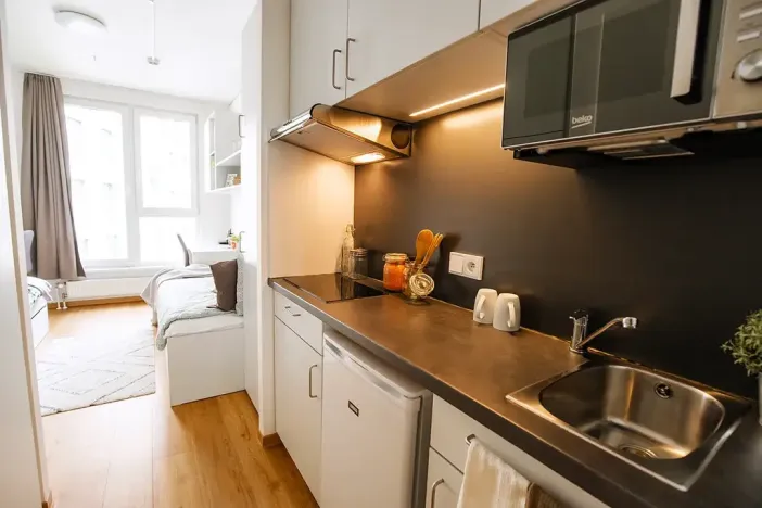 Pronájem pokoje, Praha - Holešovice, Na zátorách, 16 m2