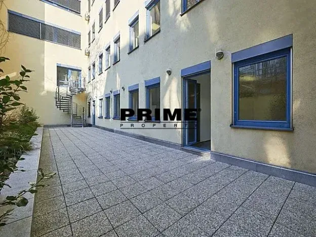 Pronájem kanceláře, Praha - Nové Město, Klimentská, 101 m2