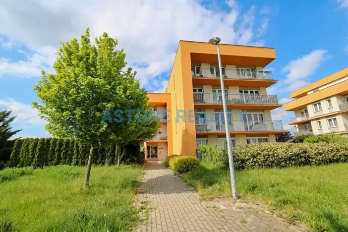 Pronájem bytu 1+kk, Praha - Stodůlky, Radouňova, 33 m2