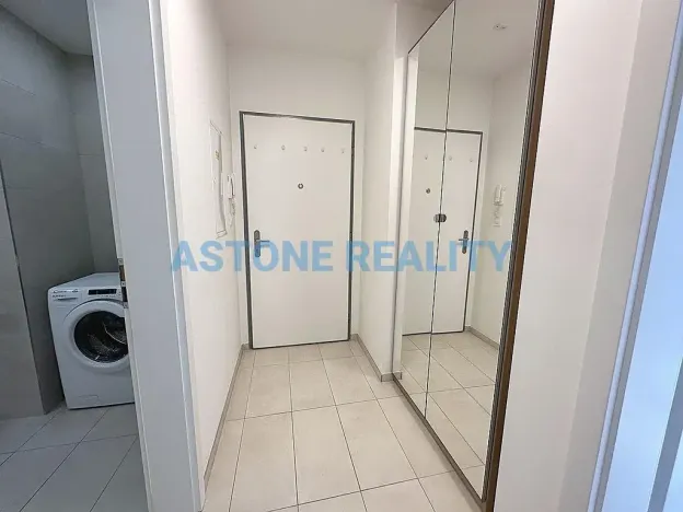 Pronájem bytu 2+kk, Praha - Jinonice, Walterovo náměstí, 55 m2