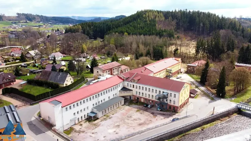 Pronájem skladu, Trutnov, Tovární, 468 m2