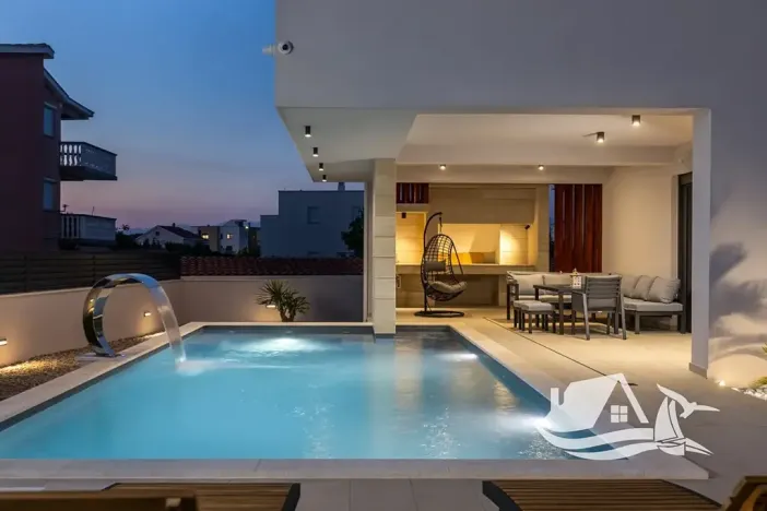 Prodej vily, Nin, Chorvatsko, 330 m2