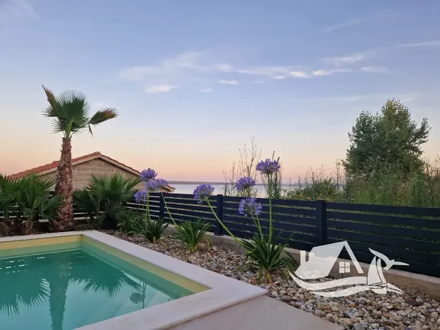 Prodej vily, Privlaka, Chorvatsko, 220 m2