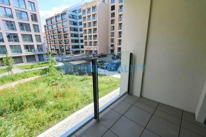 Pronájem bytu 2+kk, Praha - Karlín, U Mlýnského kanálu, 55 m2