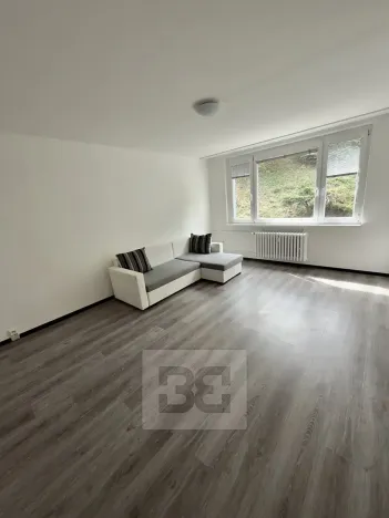 Pronájem bytu 3+1, Praha - Hlubočepy, Prosluněná, 74 m2
