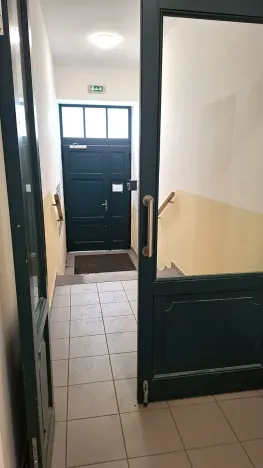 Pronájem bytu 1+kk, Praha - Vysočany, Vysočanské náměstí, 35 m2