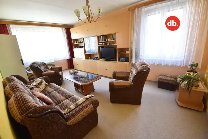 Prodej bytu 3+1, Bečov nad Teplou, Nová, 81 m2