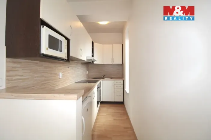 Pronájem bytu 1+kk, Kolín, Roháčova, 29 m2