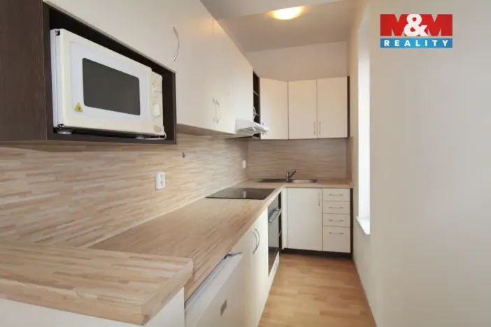 Pronájem bytu 1+kk, Kolín, Roháčova, 29 m2