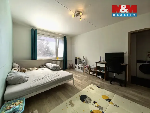 Pronájem bytu 2+kk, Hradec Králové, Hrubínova, 36 m2