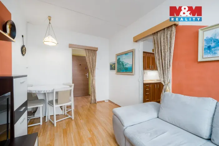 Prodej bytu 1+1, Teplice - Trnovany, Maršovská, 41 m2