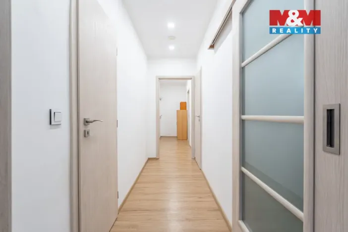 Prodej bytu 3+1, Třebíč - Borovina, Zahraničního odboje, 74 m2
