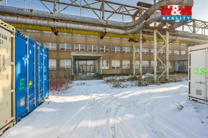 Prodej výrobních prostor, Kladno, Buštěhradská, 2602 m2