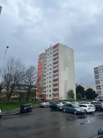 Prodej bytu 2+kk, Praha - Stodůlky, Sezemínská, 43 m2
