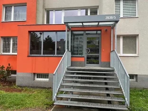Prodej bytu 2+kk, Praha - Stodůlky, Sezemínská, 43 m2