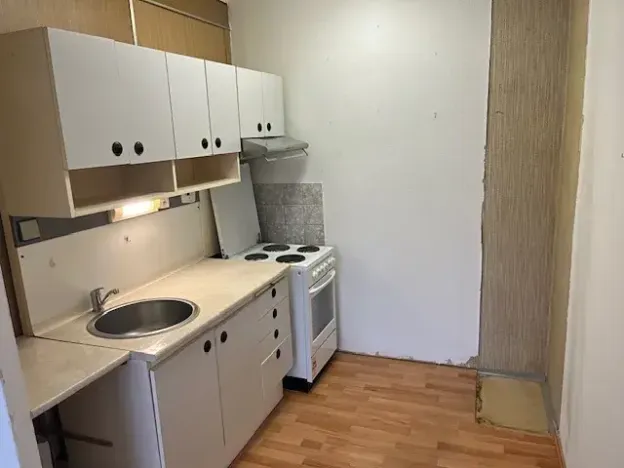 Prodej bytu 2+kk, Praha - Stodůlky, Sezemínská, 43 m2