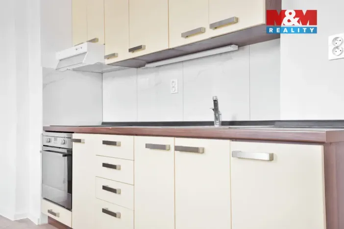 Prodej bytu 1+1, Benešov nad Ploučnicí, Palackého, 40 m2