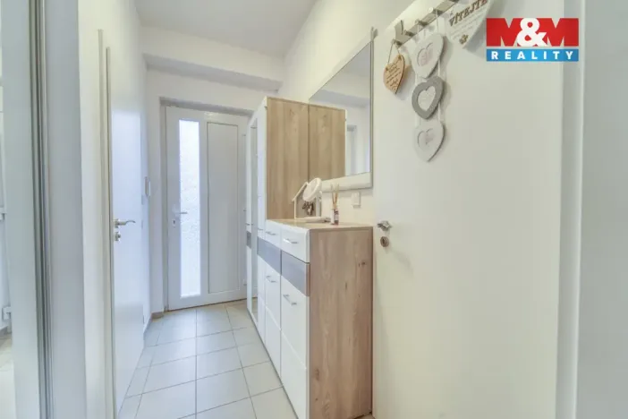 Prodej rodinného domu, Králův Dvůr - Křižatky, Na Vinohradech, 94 m2