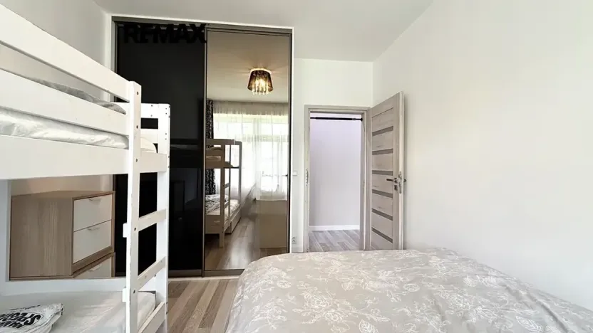Pronájem bytu 2+kk, Praha - Kyje, Pelušková, 38 m2