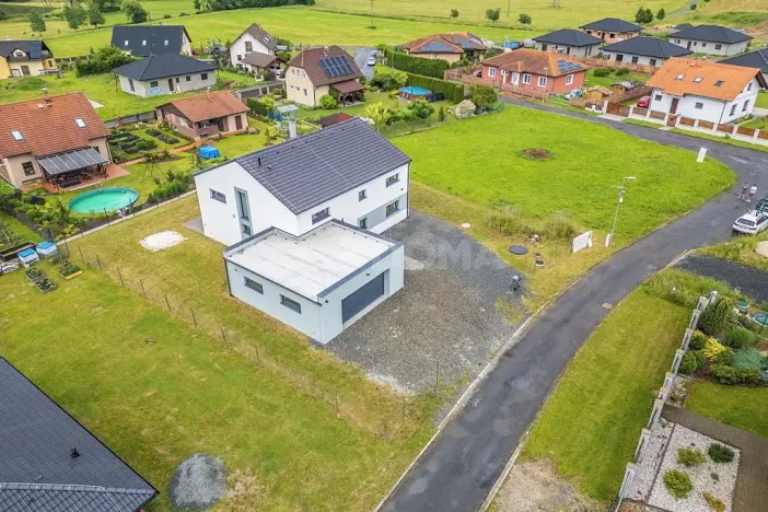 Prodej rodinného domu, Kornatice, 270 m2