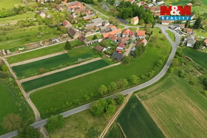 Prodej pozemku pro bydlení, Břežany, 8048 m2