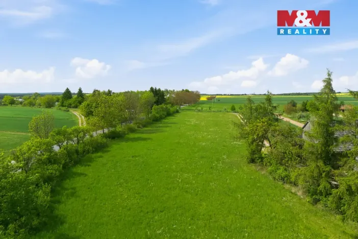 Prodej pozemku pro bydlení, Břežany, 8048 m2