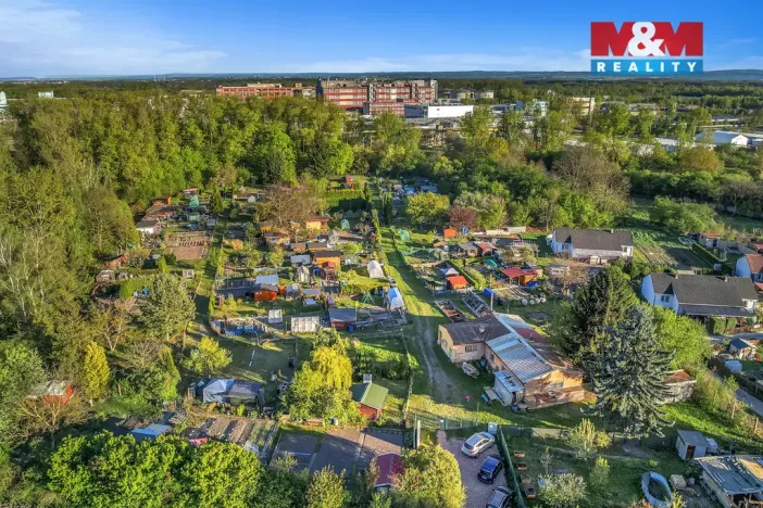 Prodej zahrady, Rybitví, 148 m2