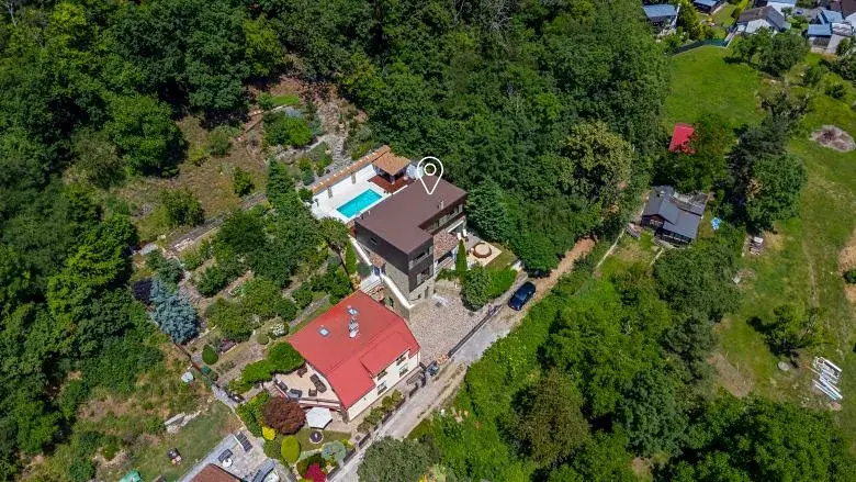 Prodej rodinného domu, Dobřichovice, 322 m2