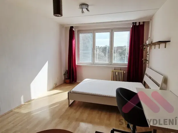 Pronájem bytu 1+kk, Praha - Modřany, Levského, 29 m2