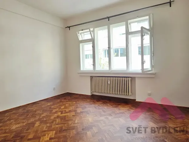 Pronájem bytu 1+1, Praha - Vinohrady, Kouřimská, 36 m2