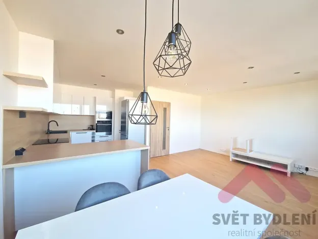 Pronájem bytu 3+kk, Praha - Bohnice, Hlivická, 72 m2