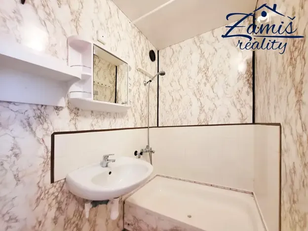 Pronájem bytu 2+kk, Kladno, Severní, 44 m2