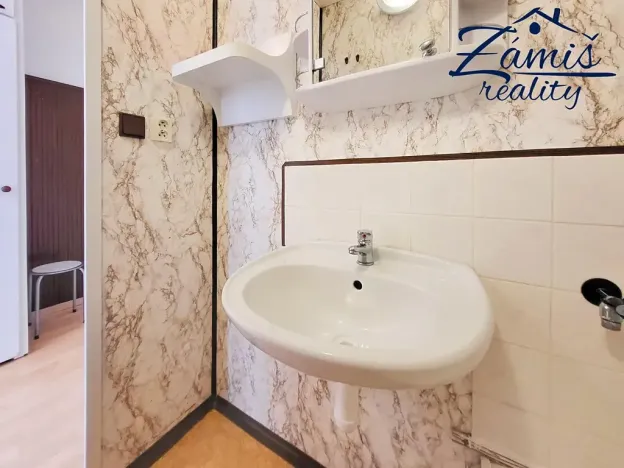 Pronájem bytu 2+kk, Kladno, Severní, 44 m2