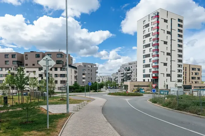 Pronájem bytu 2+kk, Praha - Hloubětín, Waltariho, 57 m2