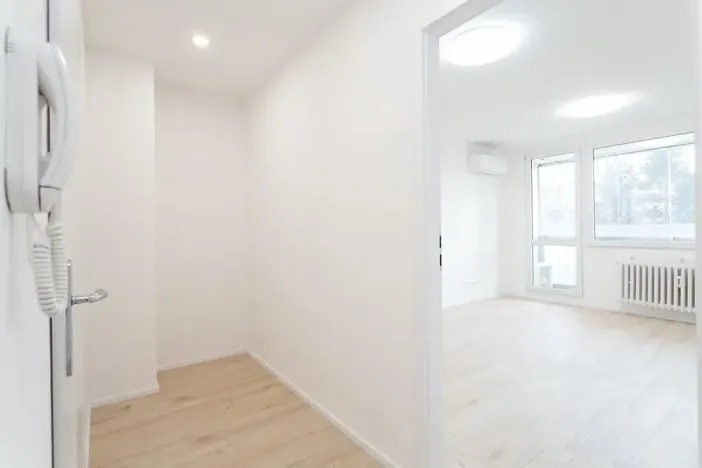 Prodej bytu 2+kk, Praha, Poznaňská, 48 m2