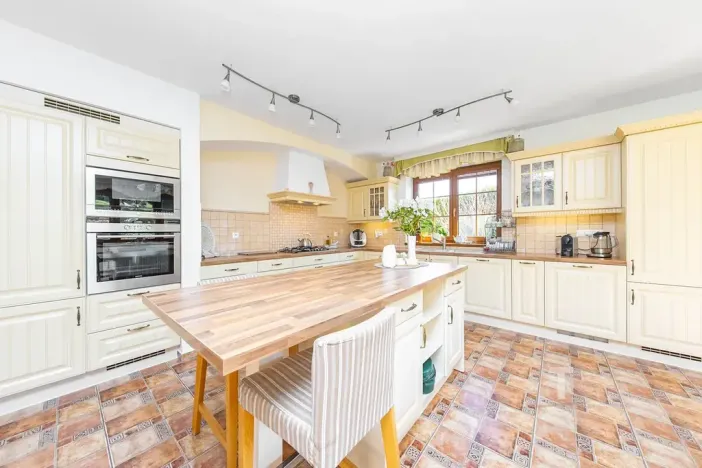 Prodej rodinného domu, Lipová-lázně, 232 m2