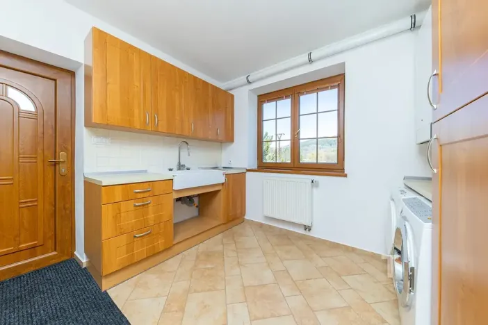 Prodej rodinného domu, Lipová-lázně, 232 m2