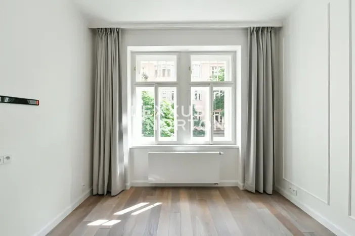 Pronájem bytu 3+kk, Praha - Vinohrady, náměstí Jiřího z Poděbrad, 92 m2
