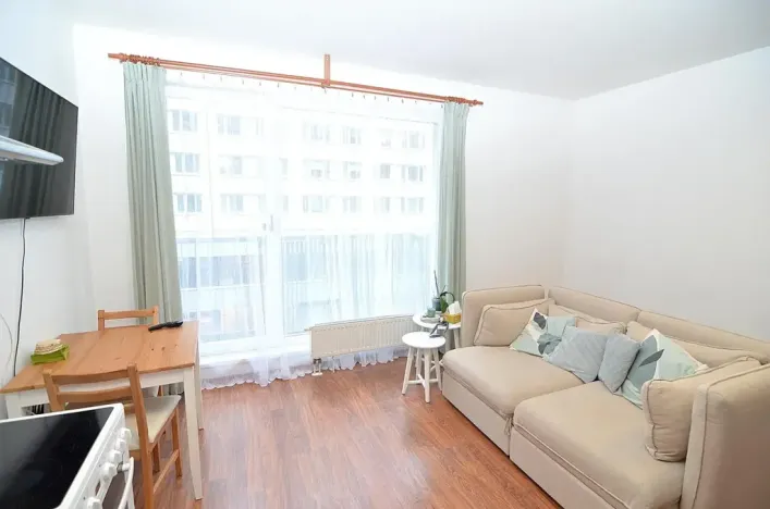 Pronájem bytu 1+kk, Praha - Malešice, Počernická, 34 m2