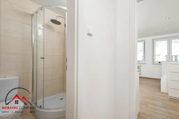Pronájem bytu 1+kk, Ostrava, Sokolská třída, 21 m2