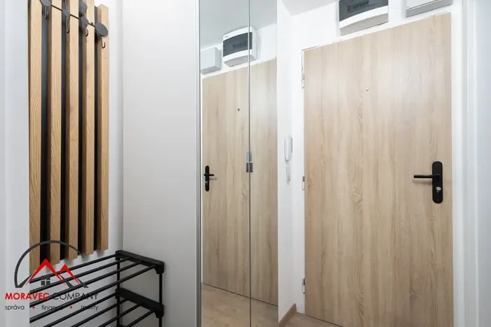 Pronájem bytu 1+kk, Ostrava, Sokolská třída, 21 m2