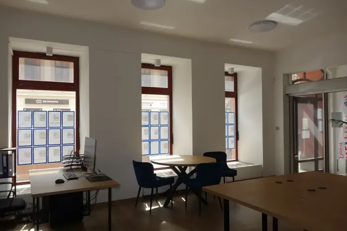 Pronájem obchodního prostoru, Brno, Údolní, 104 m2