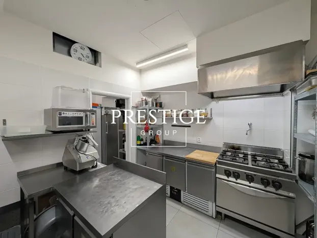 Pronájem restaurace, Praha - Vinohrady, Tylovo náměstí, 85 m2