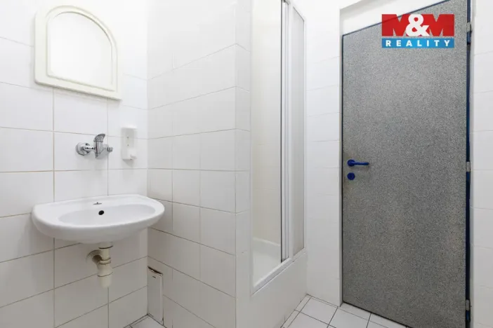 Prodej kanceláře, Bruntál, nám. Míru, 720 m2