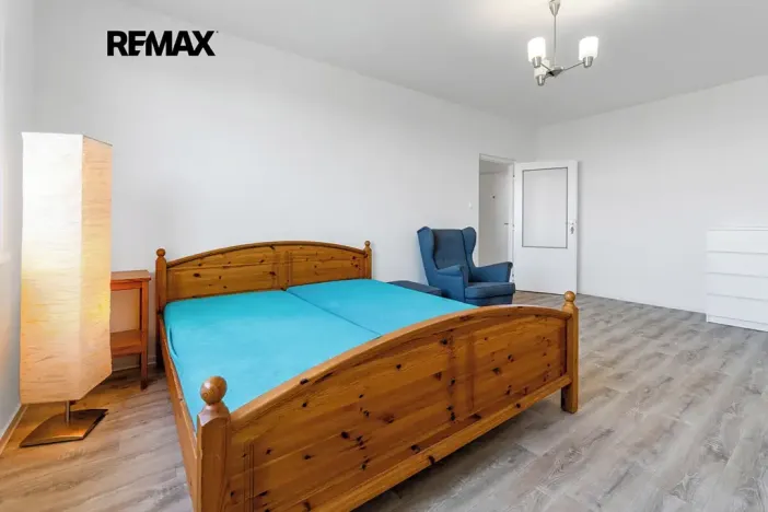Prodej bytu 1+1, Hradec Králové, třída Edvarda Beneše, 41 m2