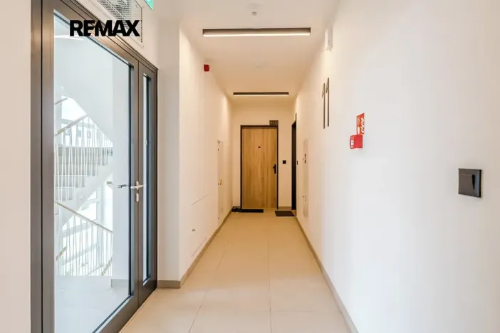 Pronájem bytu 2+kk, Praha - Kamýk, Zimova, 58 m2