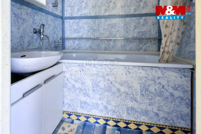 Prodej bytu 1+1, Rotava, Sídliště, 49 m2